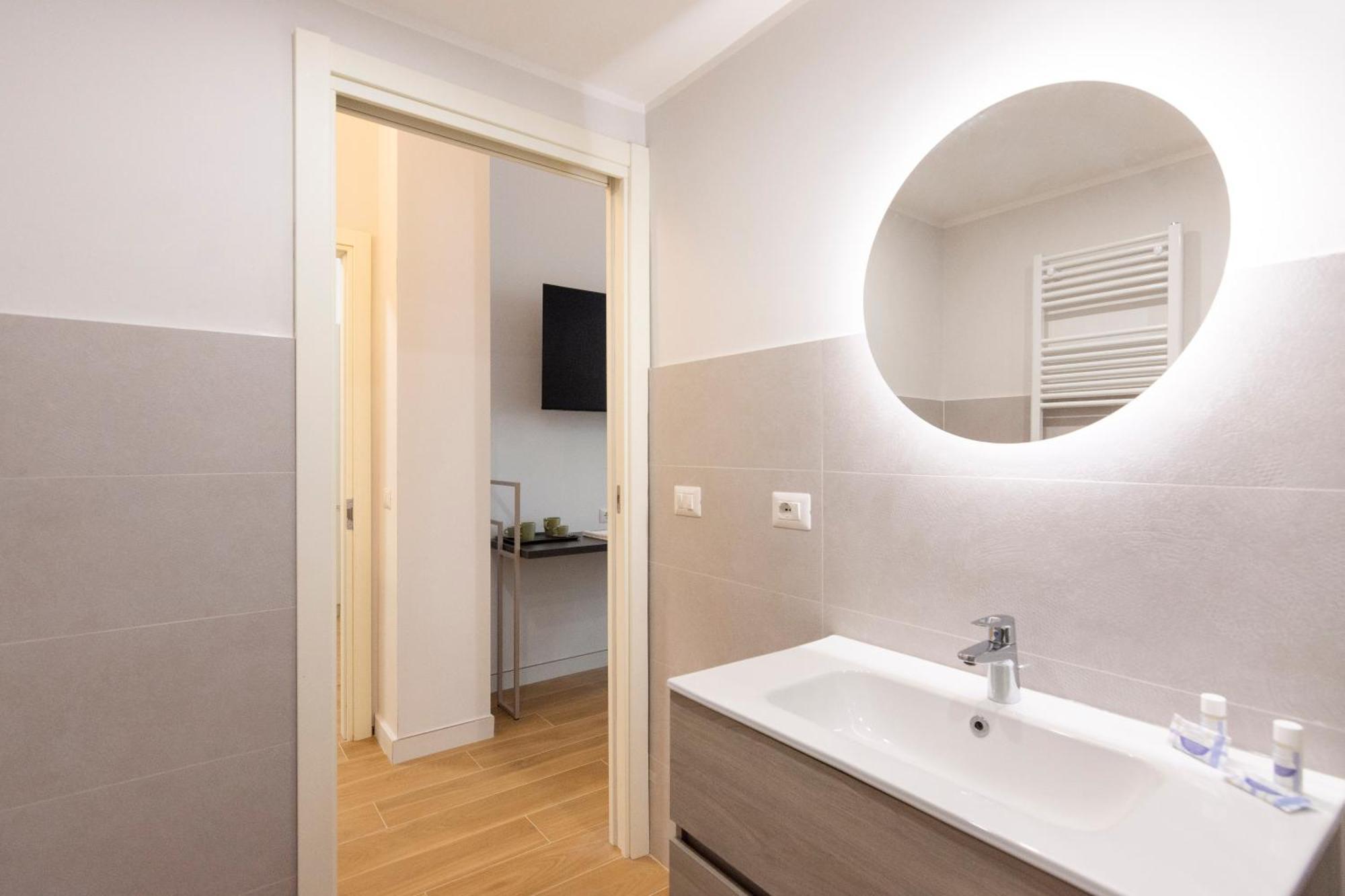 Italianflat - Navigli Suite Мілан Екстер'єр фото